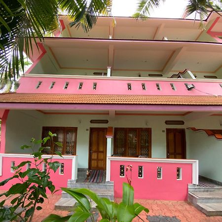 Packbag Comfort Bed & Breakfast Kovalam Exterior foto