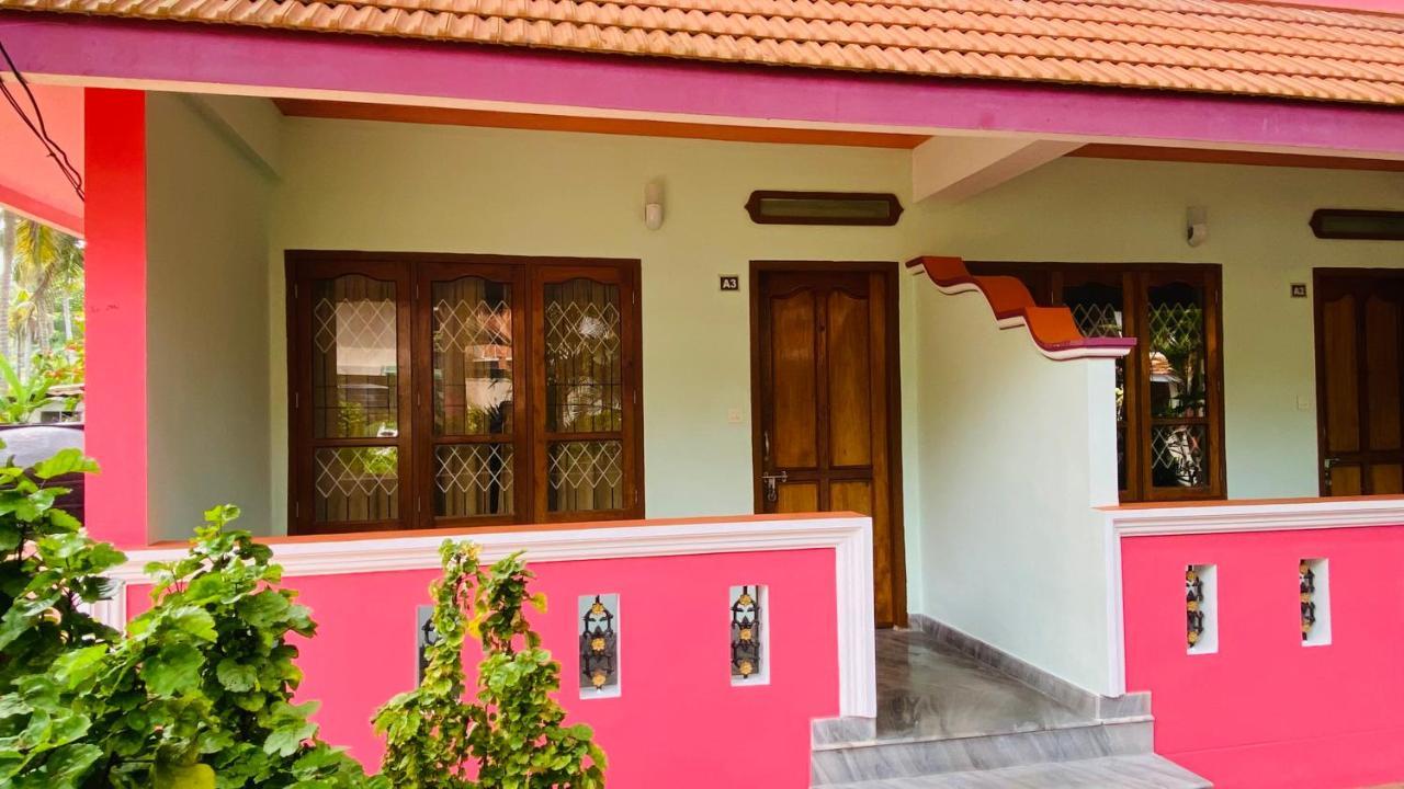 Packbag Comfort Bed & Breakfast Kovalam Exterior foto