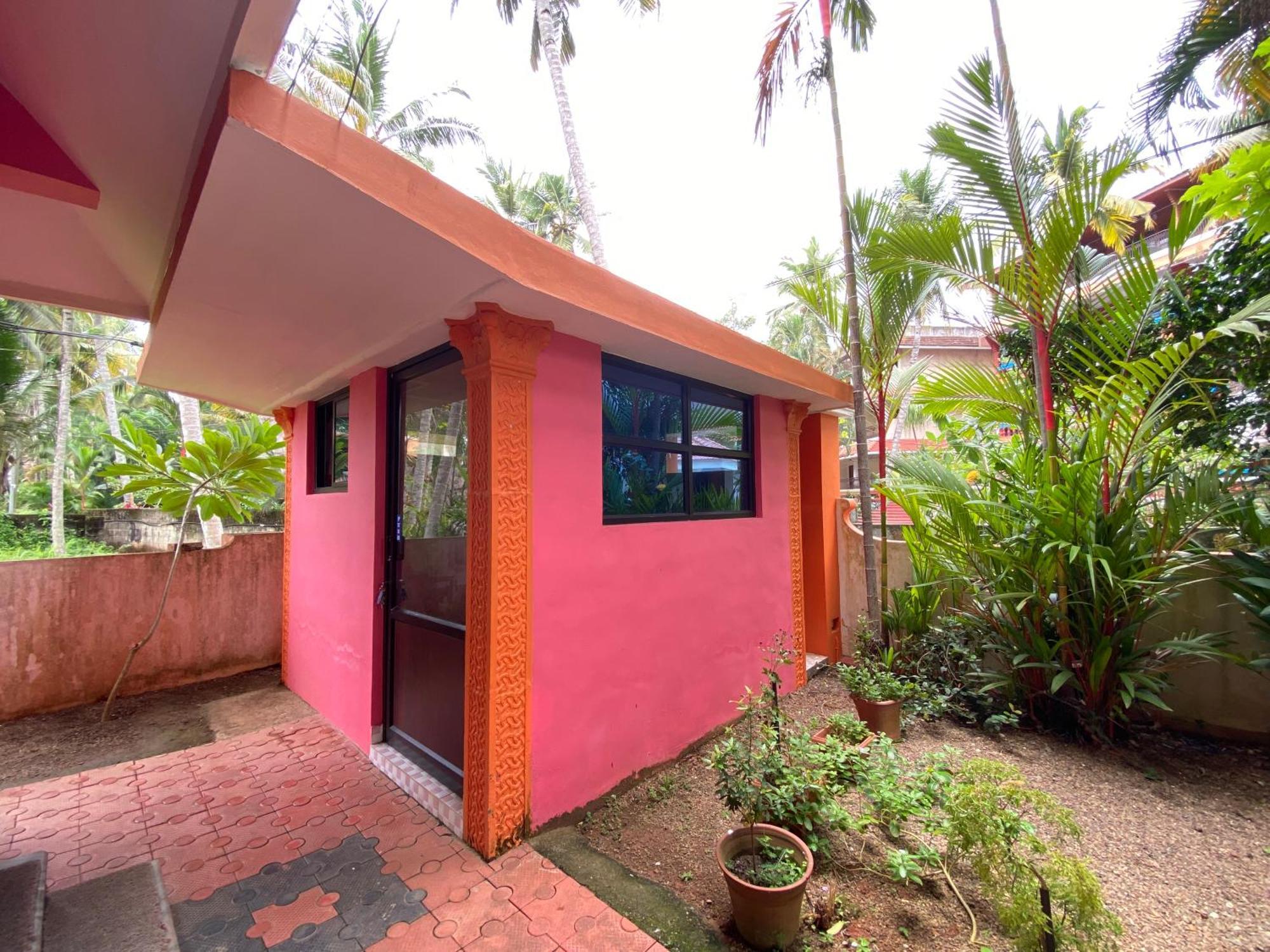 Packbag Comfort Bed & Breakfast Kovalam Exterior foto