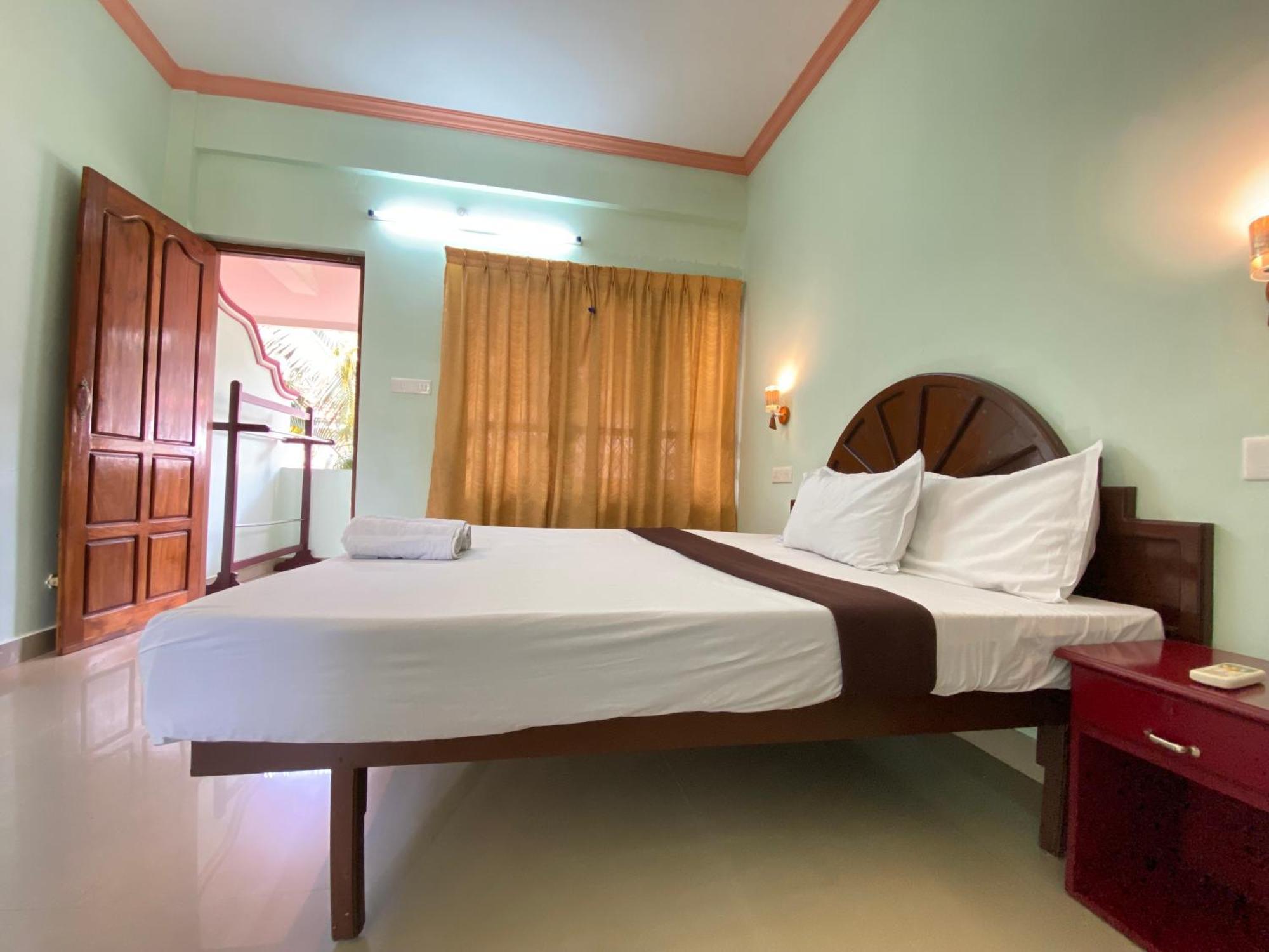 Packbag Comfort Bed & Breakfast Kovalam Exterior foto