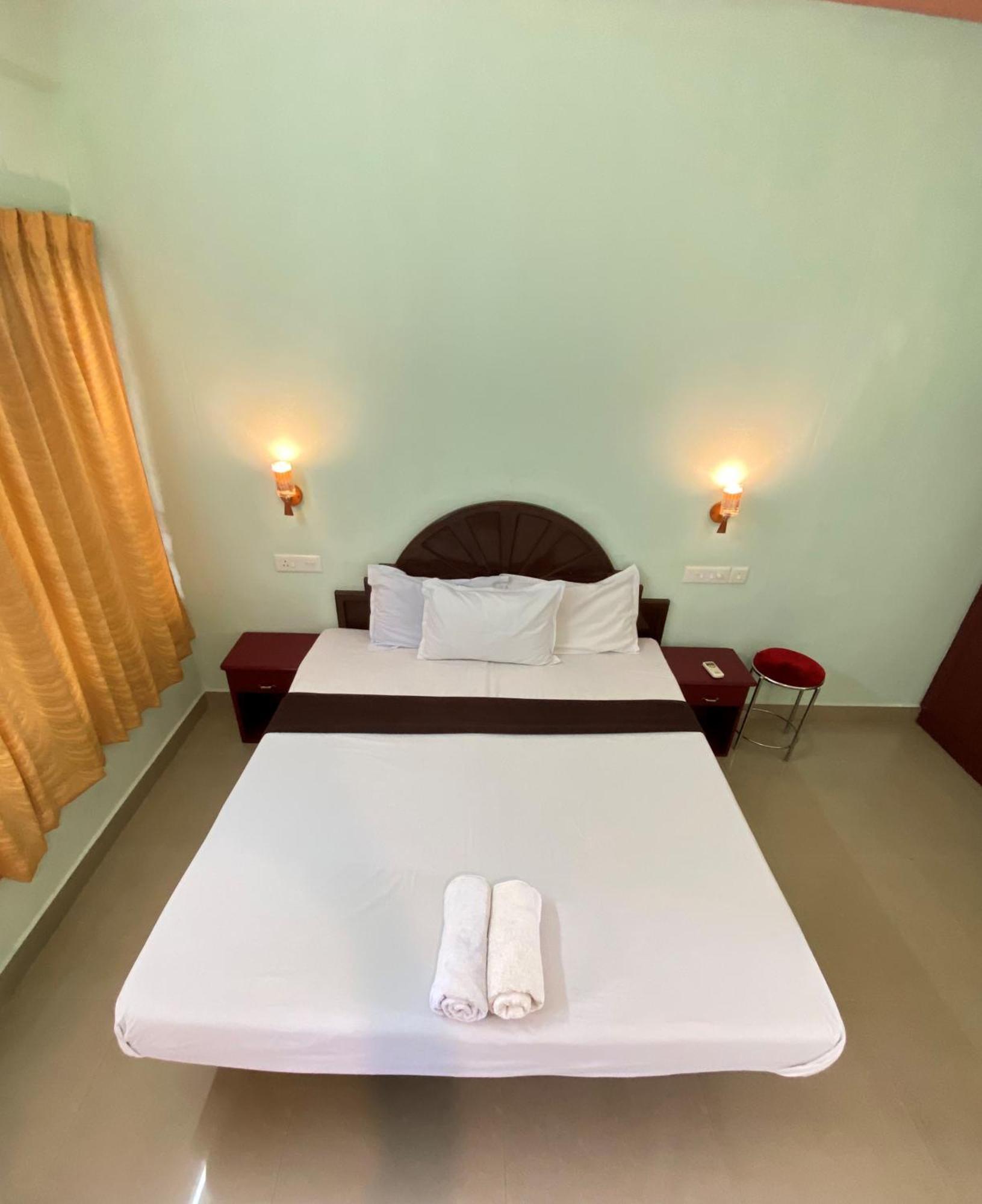 Packbag Comfort Bed & Breakfast Kovalam Exterior foto