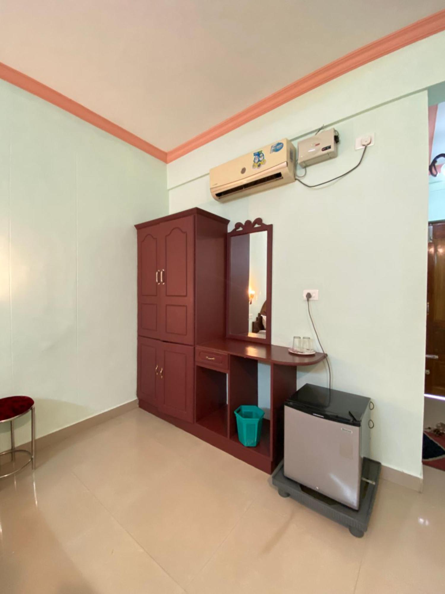 Packbag Comfort Bed & Breakfast Kovalam Exterior foto
