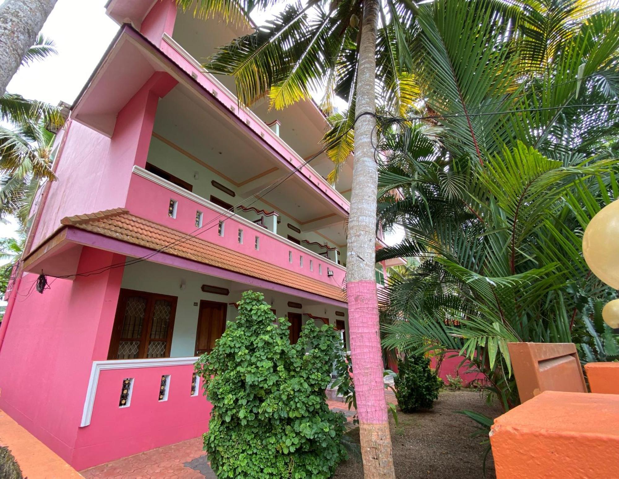 Packbag Comfort Bed & Breakfast Kovalam Exterior foto
